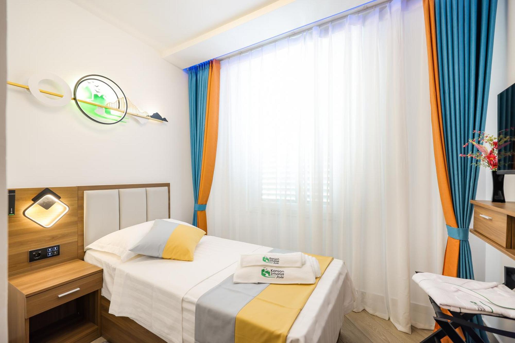 Hotel Kanjon Zrmanje Obrovac Exterior foto
